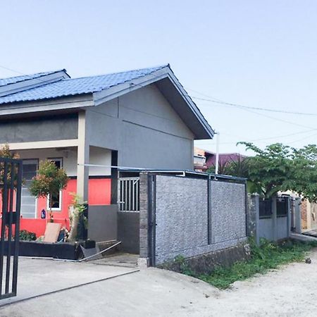 Reddoorz @ Simpang Lima Jupiter Otel Sorong Dış mekan fotoğraf