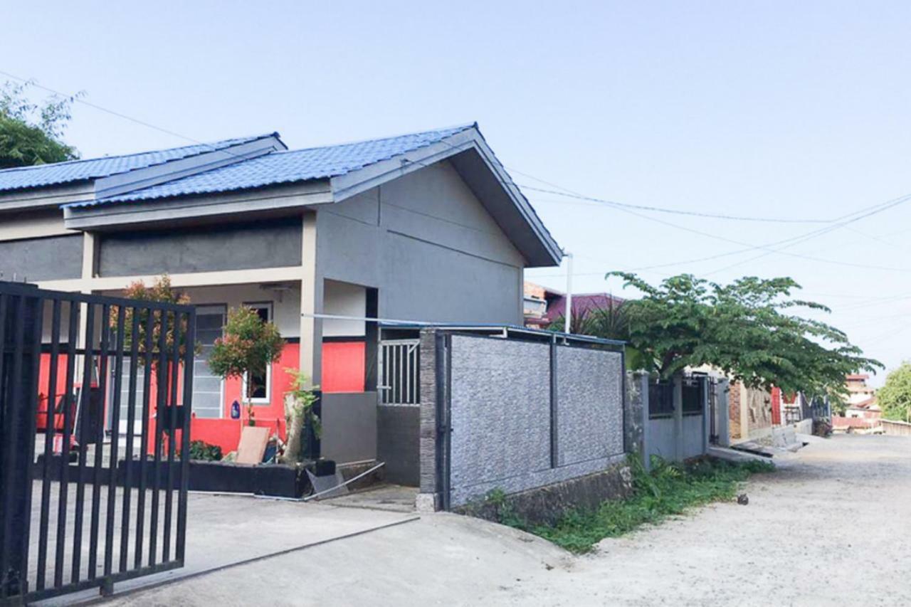 Reddoorz @ Simpang Lima Jupiter Otel Sorong Dış mekan fotoğraf